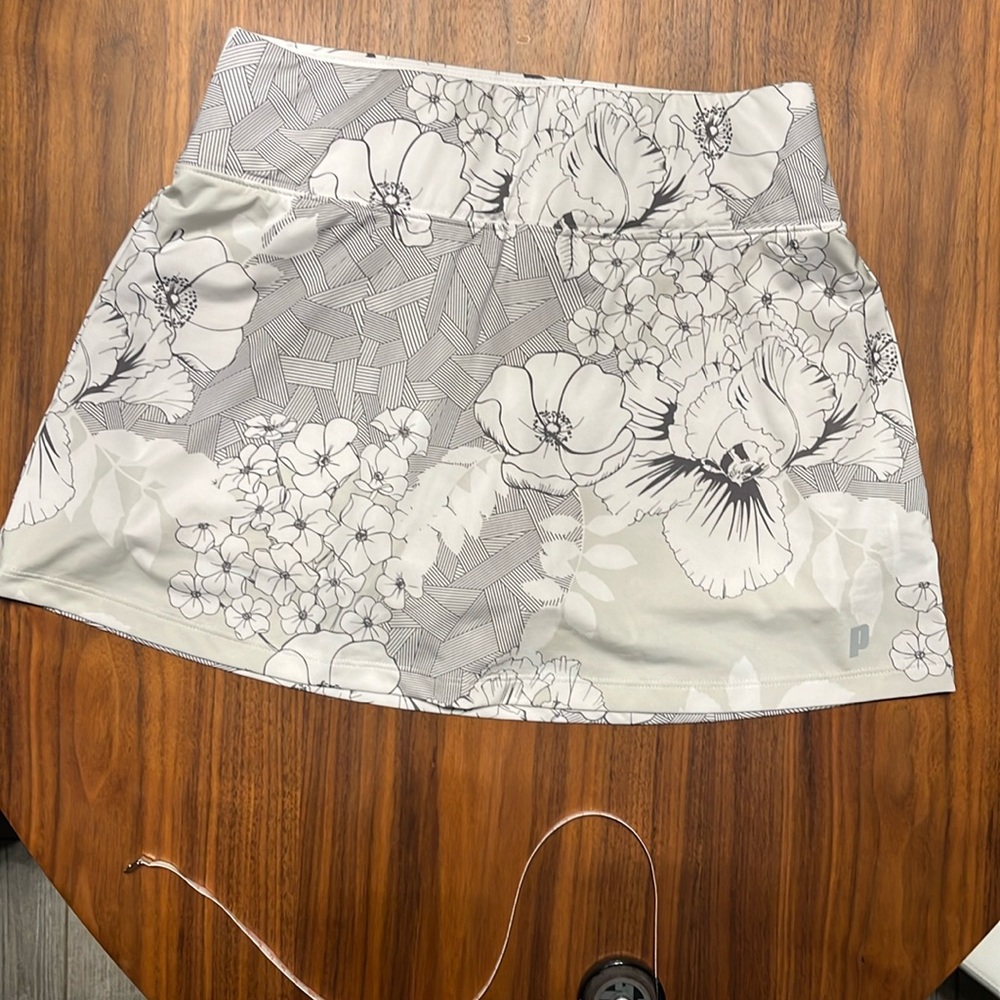 Prince Tennis Skirt/Skort White/Gray Floral print